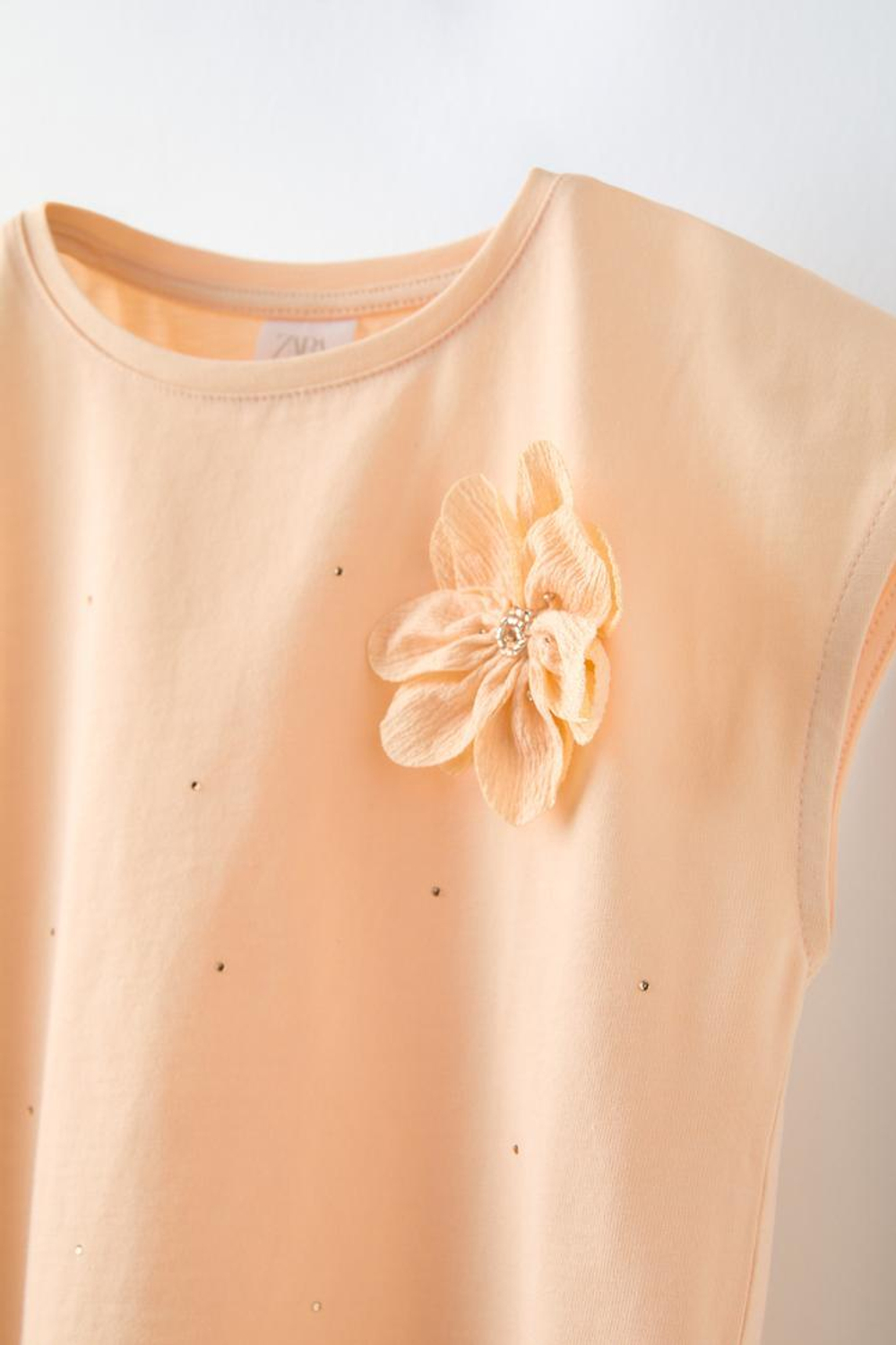 ZARA ФУТБОЛКА С ДЕКОРАТИВНЫМИ ДЕТАЛЯМИ, ОРАНЖЕВЫЙ