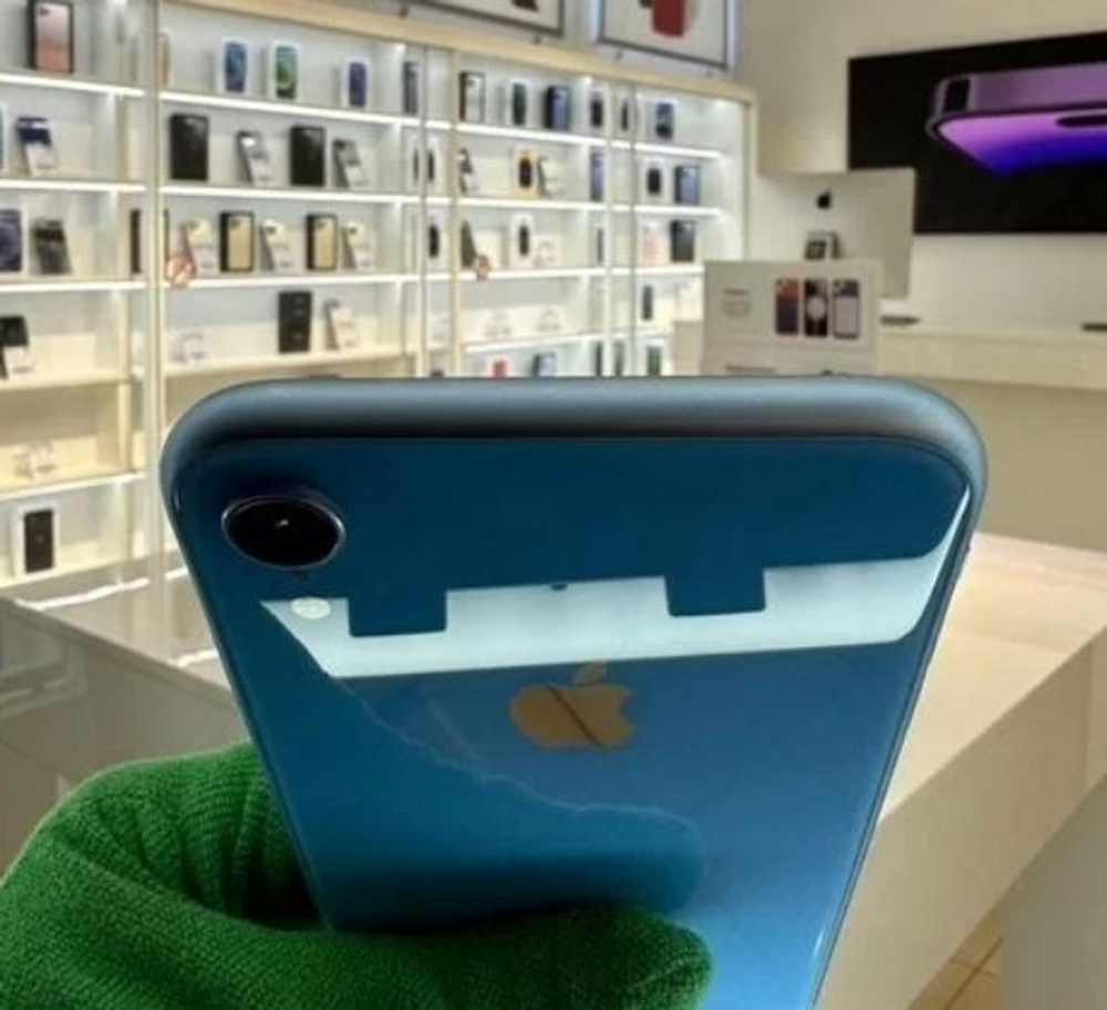 iPhone XR, 64 ГБ б/у