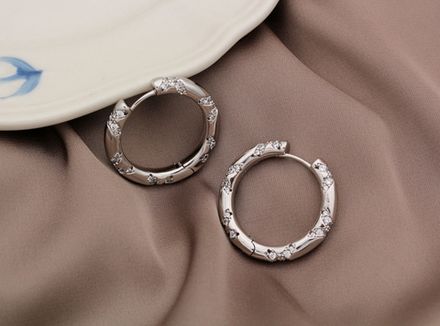 Серьги-Кольца "Конго" со стразами, 27мм (уценка)