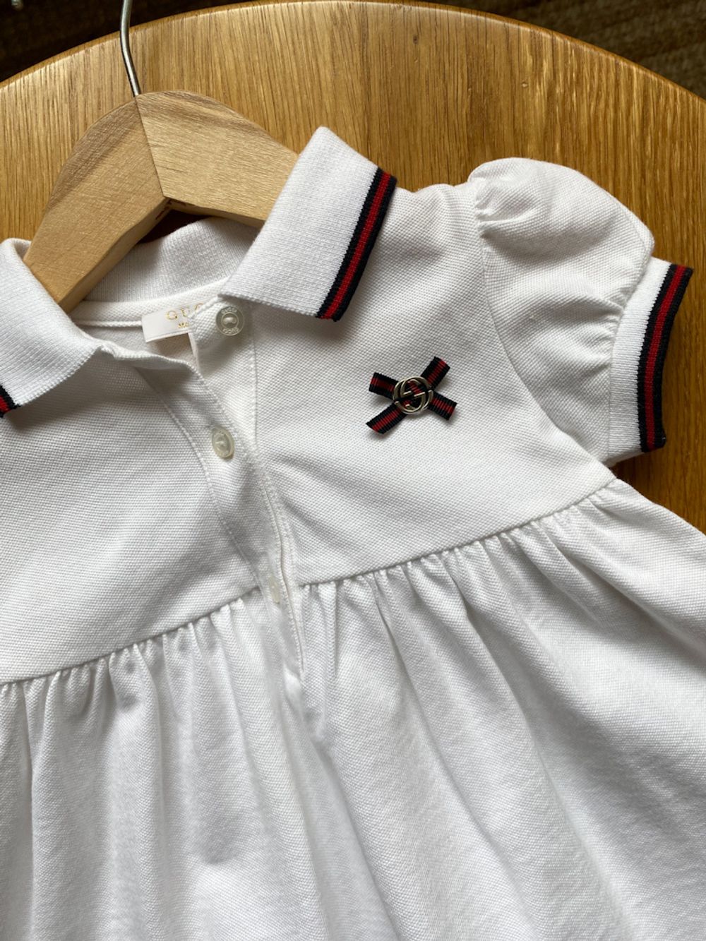 Хлопковое платье и туфли Gucci, 74