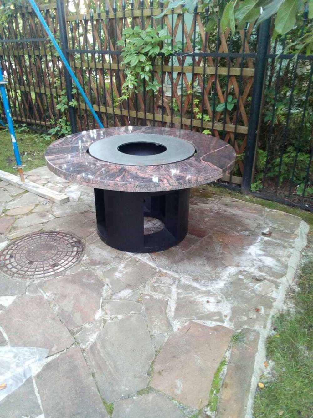 Дровяной гриль-стол Elbrus Grill Гималаи 1200 (диаметр стола 1820 мм)