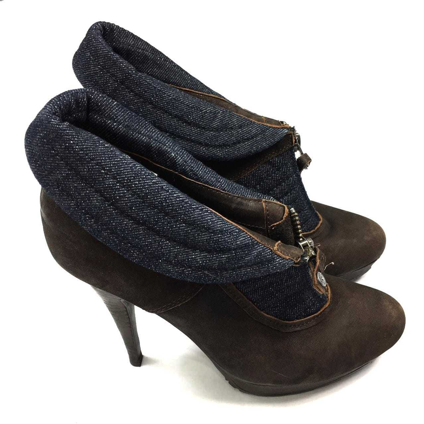 Кроссовки и эффектные босоножки Roberto Cavalli