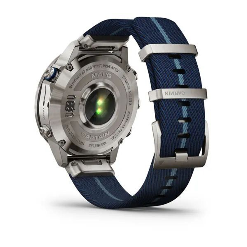 Премиальные смарт-часы GARMIN MARQ Captain (Gen 2) 010-02648-11