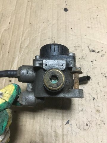 Ускорительный клапан MAN (KNORR)