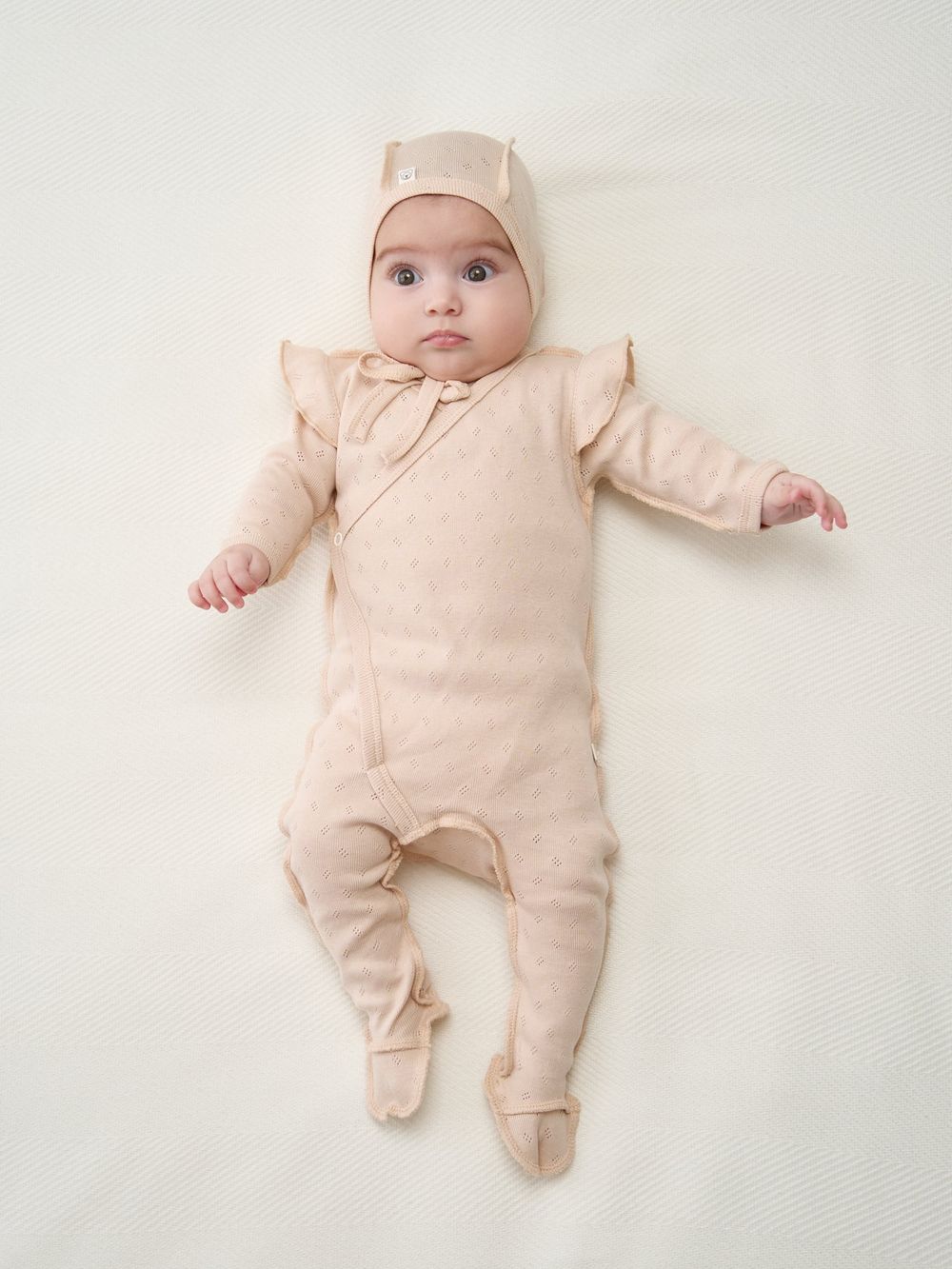 Слип на кнопках с крылышками "Нюд" из ажурного хлопка 0+