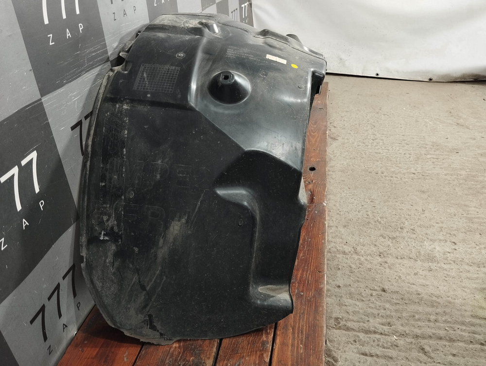 Подкрылок передний правый Kia Mohave (HM) 20-нв Б/У Оригинал 868142JAA0