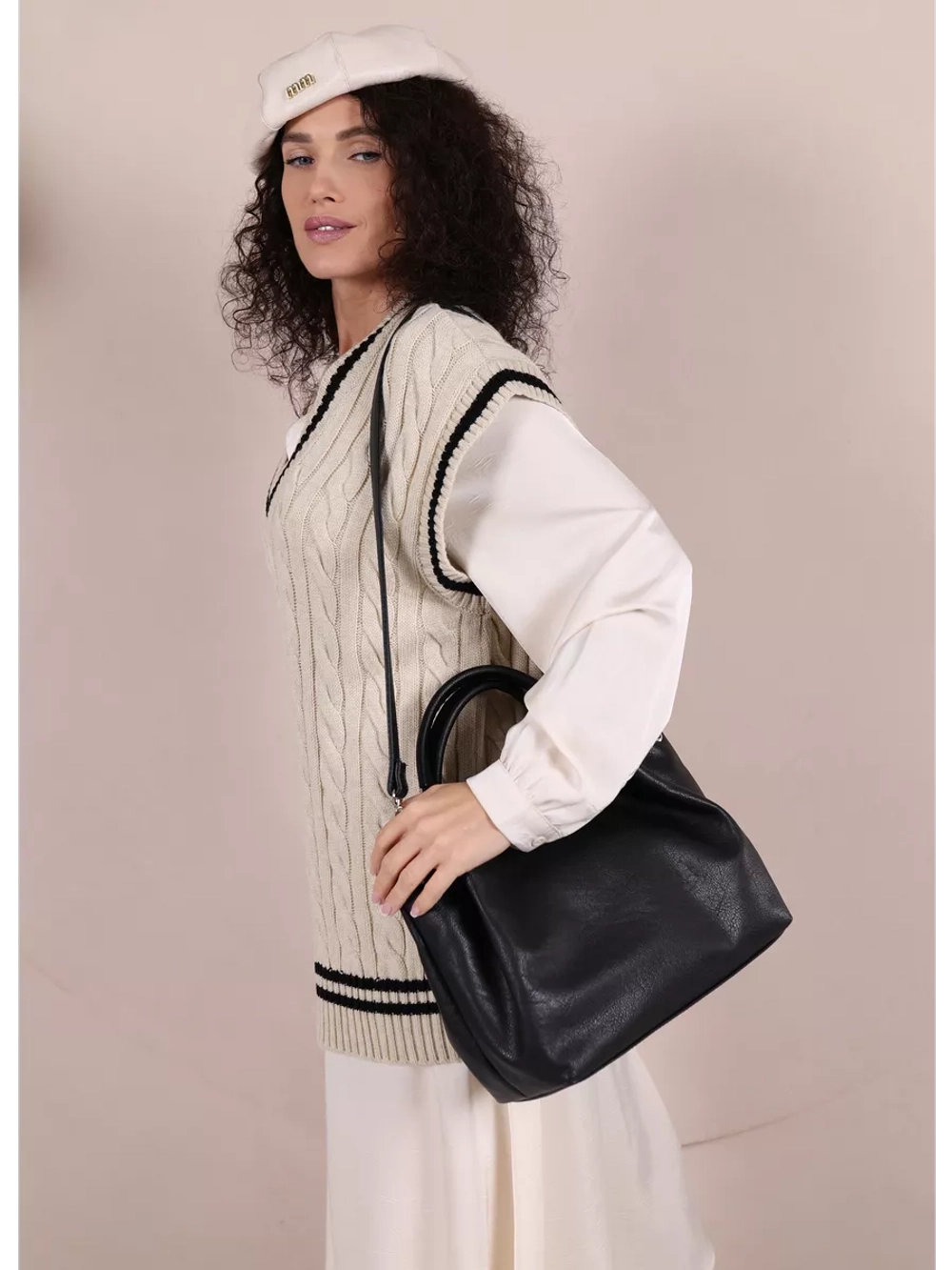 Сумка через плечо средняя тоут классическая