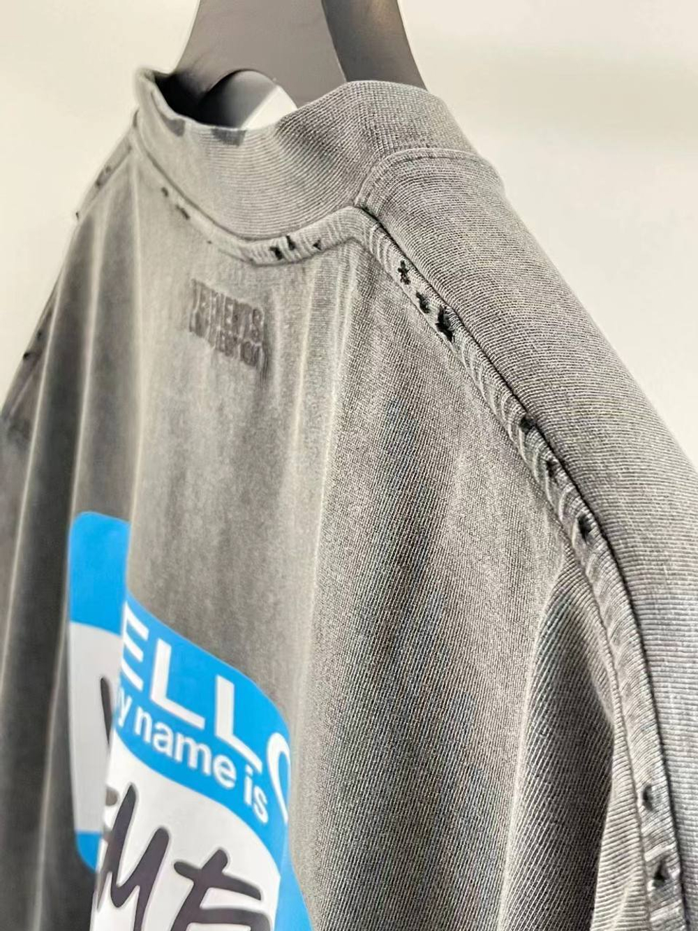 Футболка Vetements