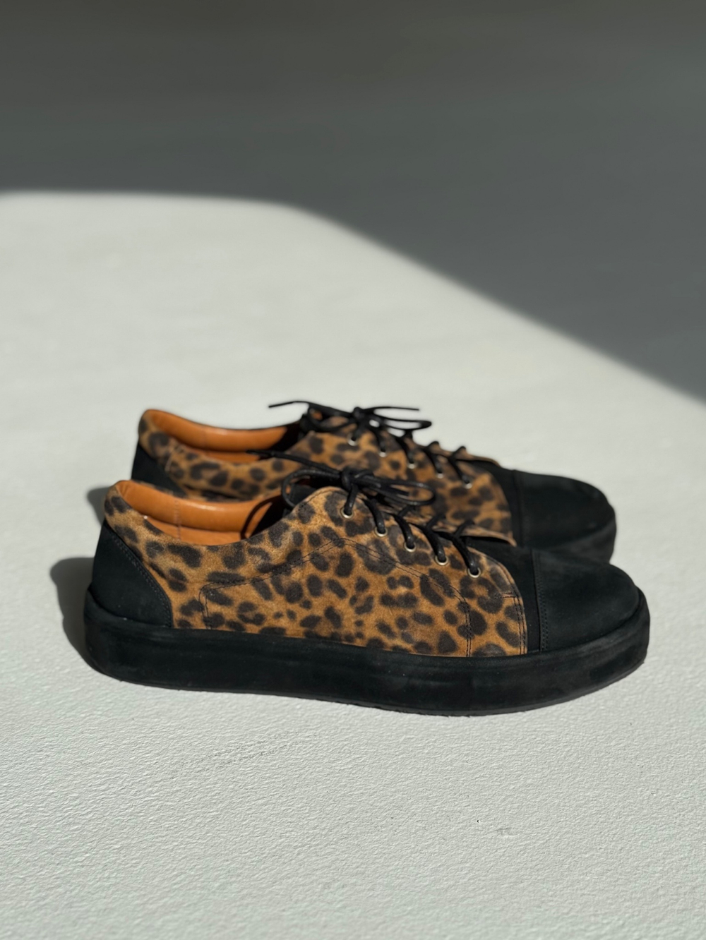 C1 Black + Leo