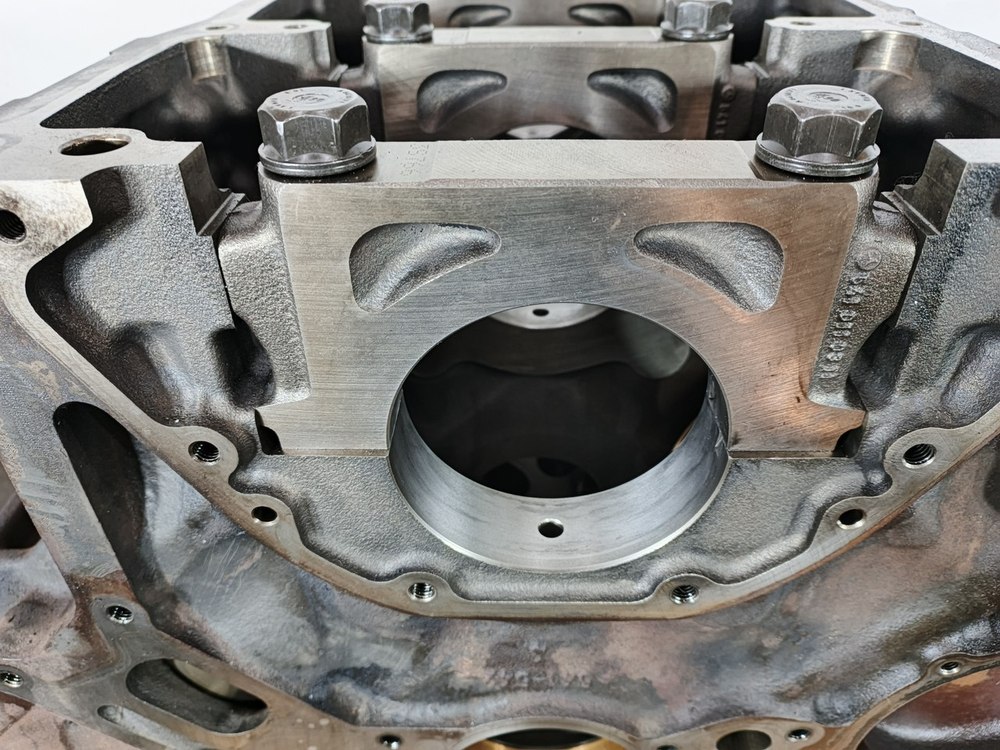 Блок цилиндров двигателя OM501 LA