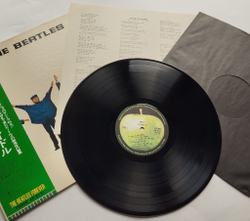 Винтажная виниловая пластинка LP The Beatles Help (Japan 1973) (Obi) You Like Me Too Much