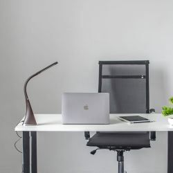 TLD-542 Brown-LED-300Lm-5000K-Dimmer Светильник настольный c часами. календарем. термометром. 5W. Сенсорный выключатель. Коричневый стилизован под кожу. TM Uniel.