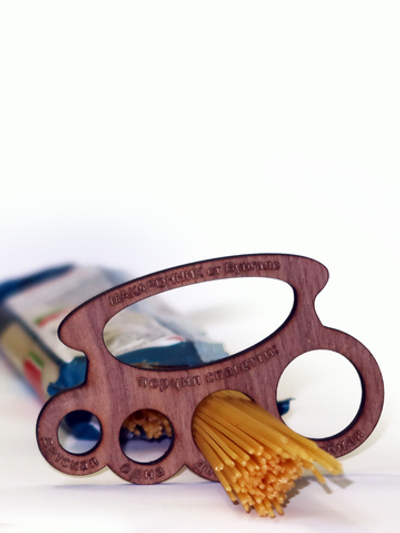 Мерный дозатор для спагетти Кастет Макаронник дерево орех Декор для дома, подарок