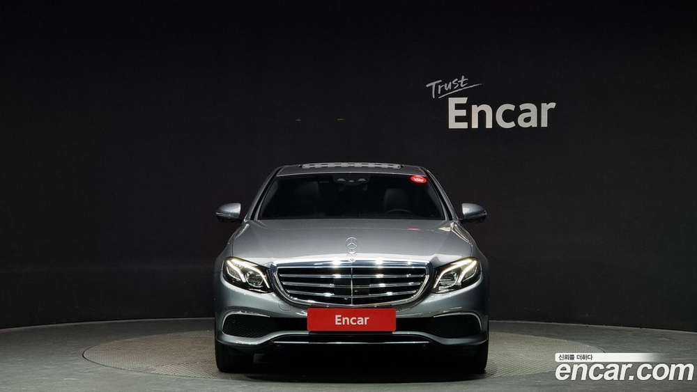 Mercedes-Benz E-Class W213 E300 4MATIC Exclusive (06.2020)