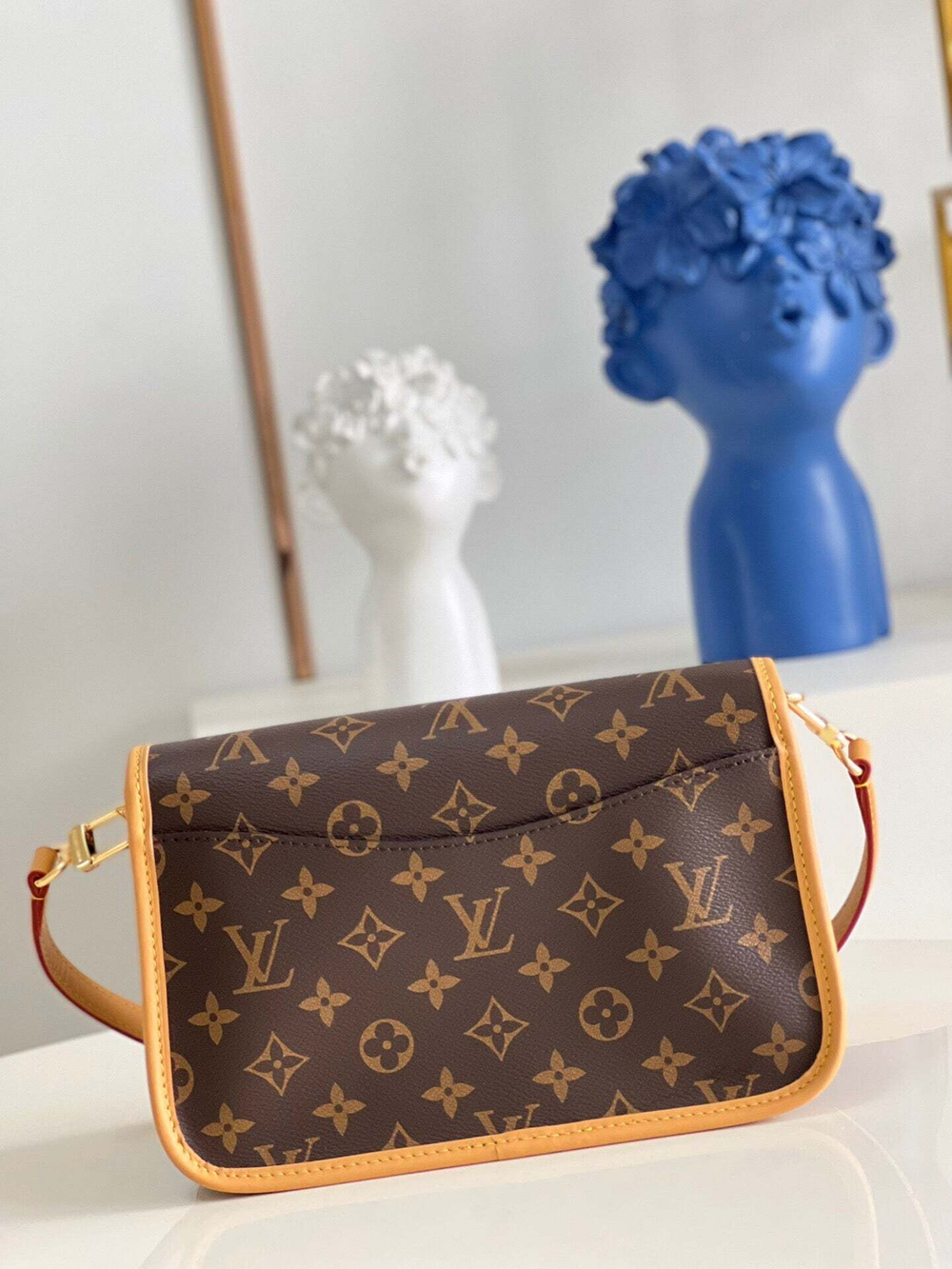 Louis Vuitton Diane