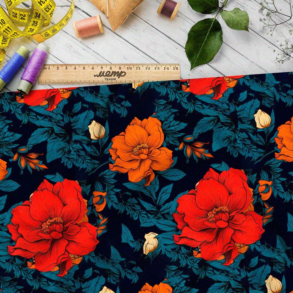 Ткань премиум габардин эффектные цветочные акценты