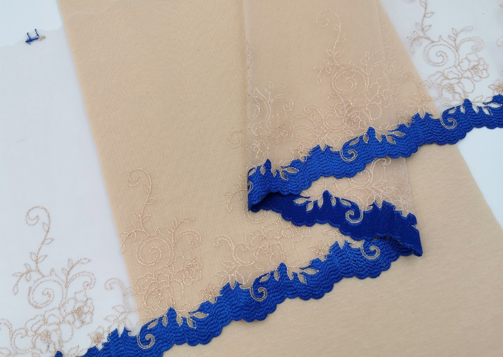 Вышивка на сетке, ЛЕВАЯ, 23 см, бежевая с золотой нитью и синим краем , (Артикул: VS-1011), м