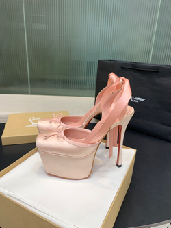 Christian Louboutin Pumps (5 colors)