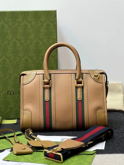 Сумочка Gucci Bauletto маленького размера коричневый