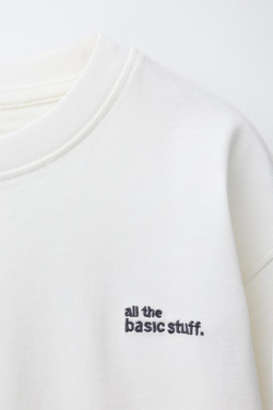 ZARA ФУТБОЛКА ИЗ ПЛОТНОЙ ТКАНИ С ВЫШИТОЙ НАДПИСЬЮ, ЭКРЮ