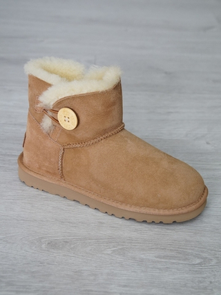 Угги женские зимние