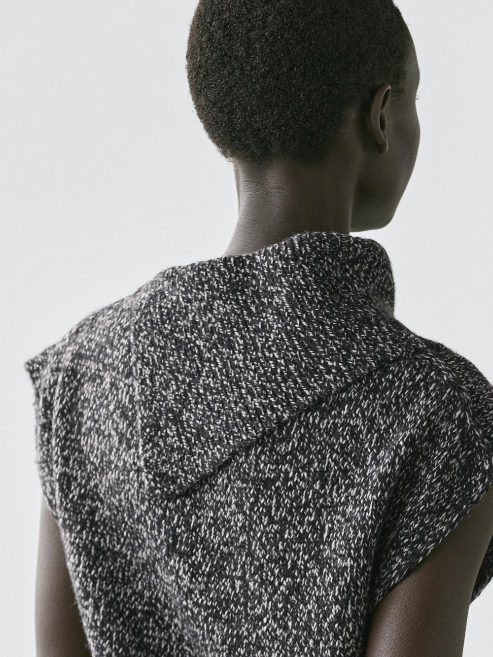 Massimo Dutti Трикотажный жилет мулине с воротником, черный