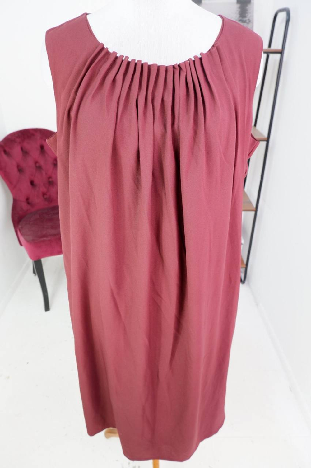 Платье Zarina для стильного образа, визуально на 50 размер