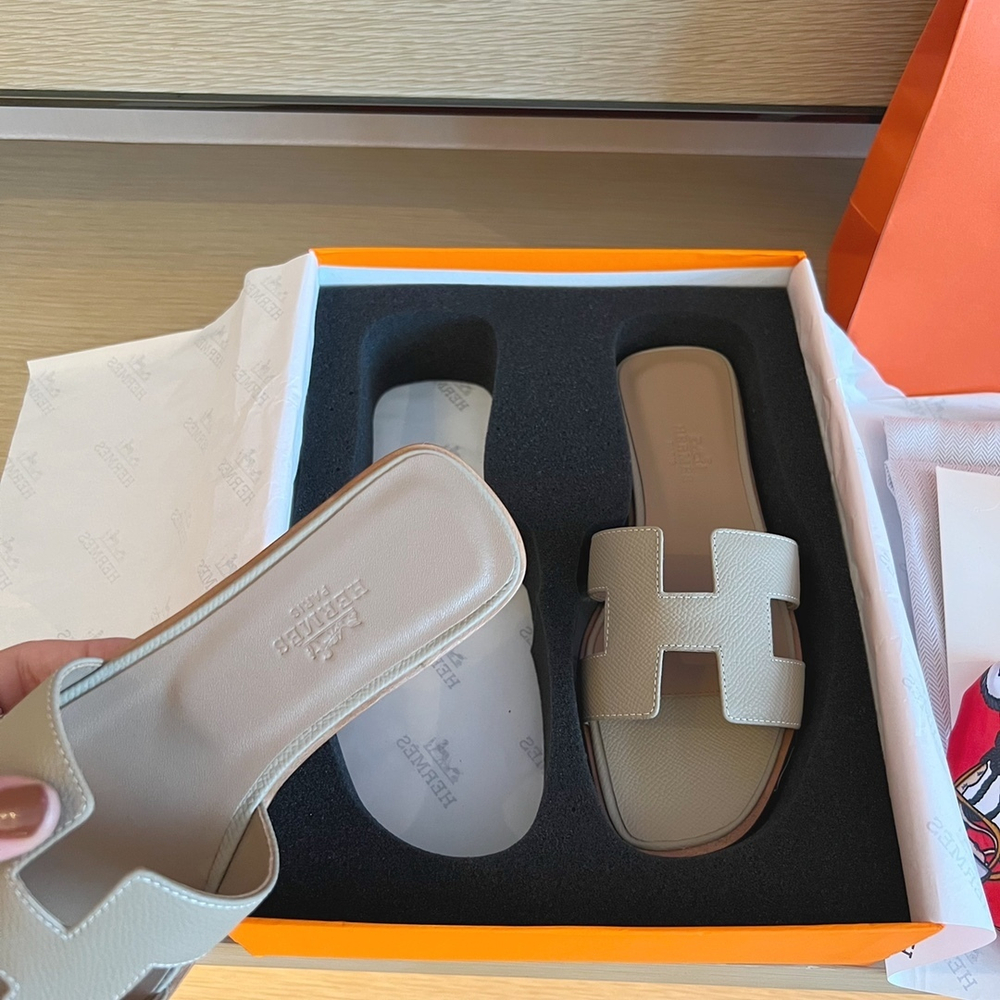 Hermes Oran Sandal