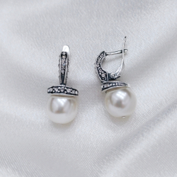 Серьги "Амон" из коллекции "Жемчужная"