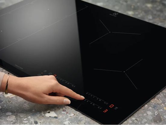 Варочная панель Electrolux EIS62443