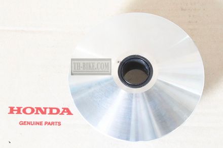 22110-K97-T00. FACE COMP., MOVABLE DRIVE. Honda PCX 2018-2020