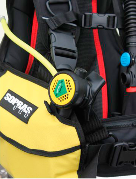 Жилет-компенсатор BCD Sopras Sub Divecenter черный/желтый