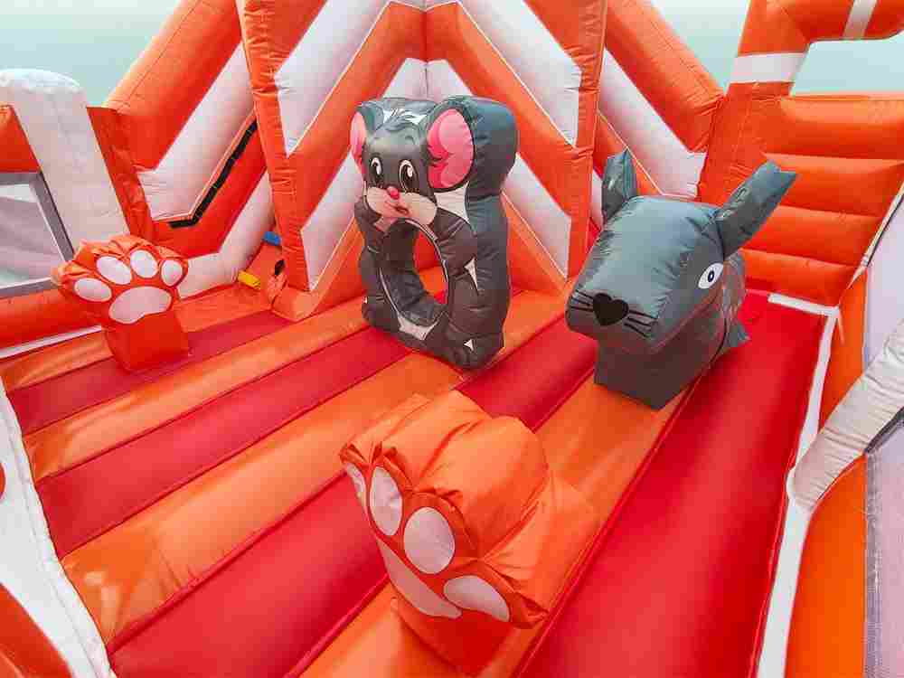 Коммерческий надувной батут «Веселый кот» 5*5*3,2 м