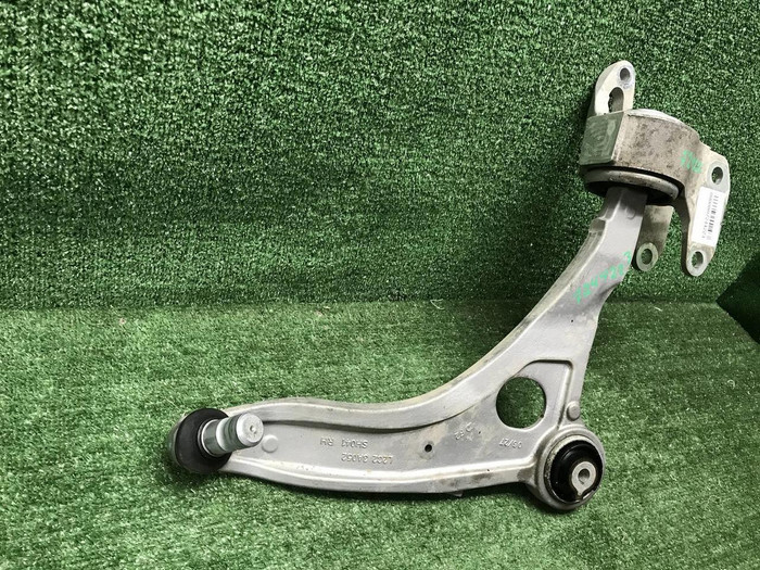 Рычаг передний правый LR Discovery Sport (19-нв)