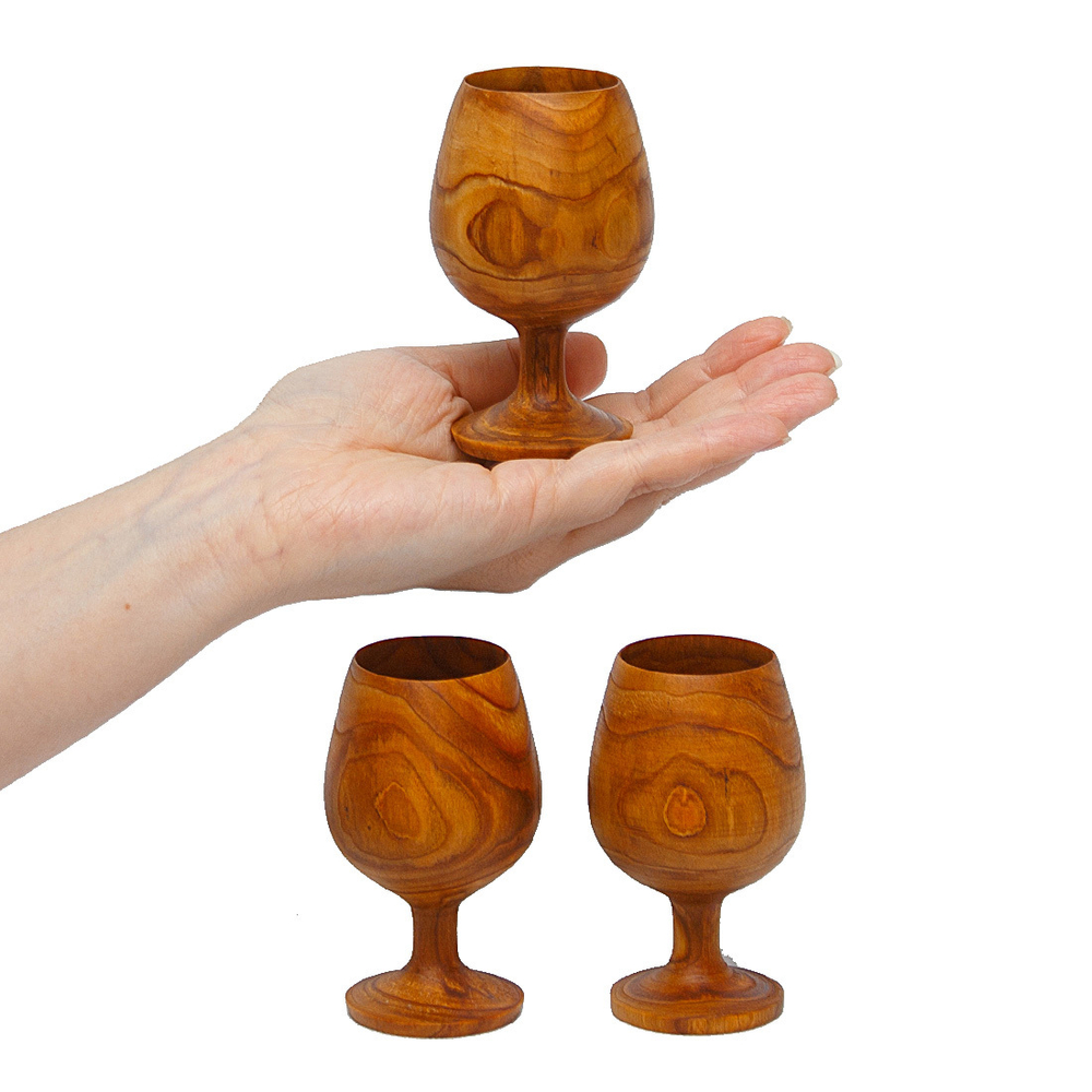 Набор деревянных рюмок (стопок) из древесины вишни (3 шт.). R6