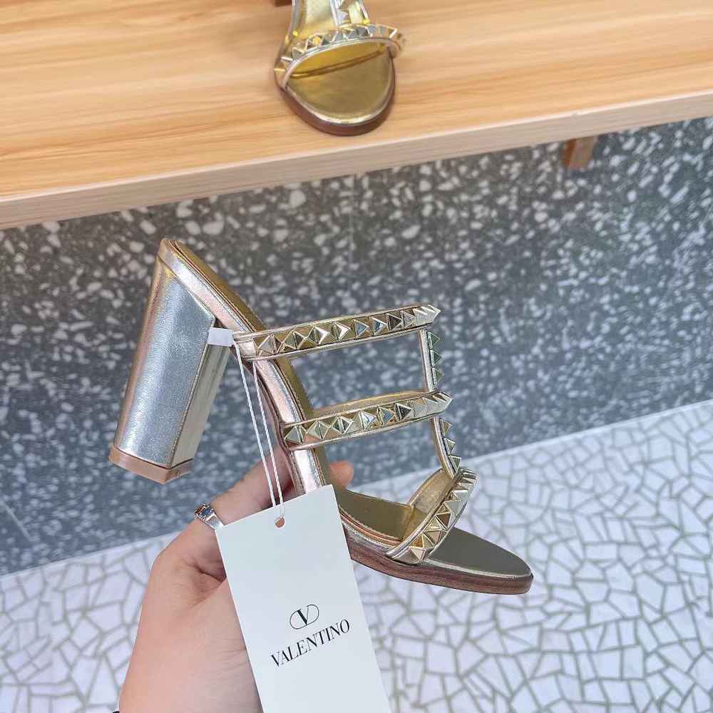 Сабо Valentino