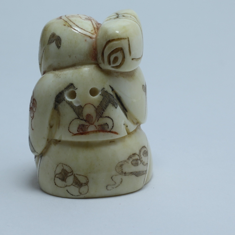 Статуэтка нэцкэ Фукурокудзю со свитком