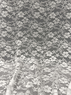 Гипюр эластичный белый ширина 150 см плотный С ПЯТНАМИ