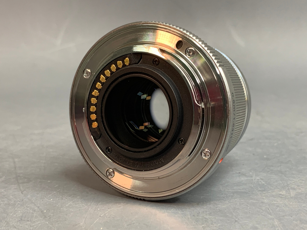 Olympus M.Zuiko 45mm f/1.8