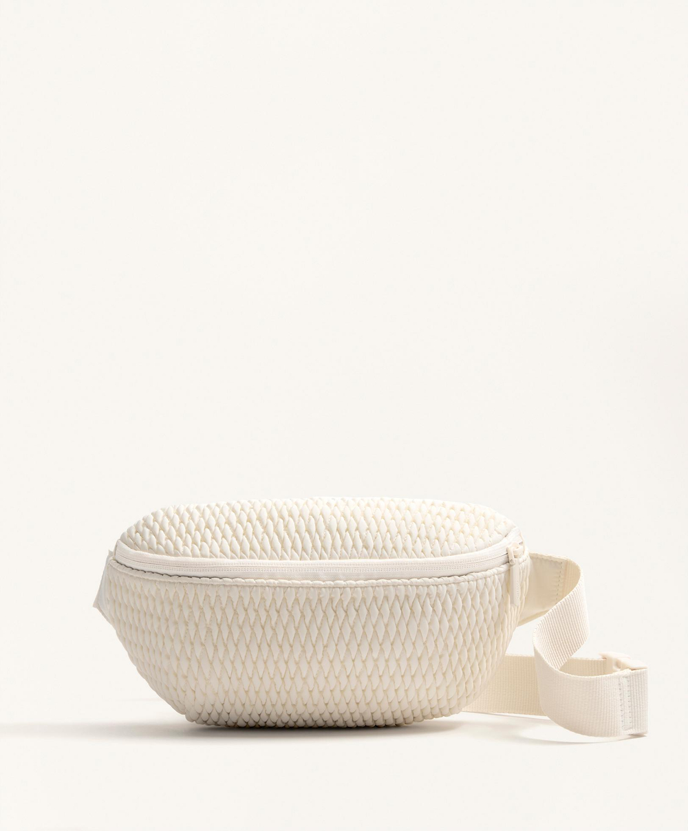 OYSHO Мягкая поясная сумка, кремовый