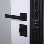 Стальная дверь "Авангард" с зеркалом