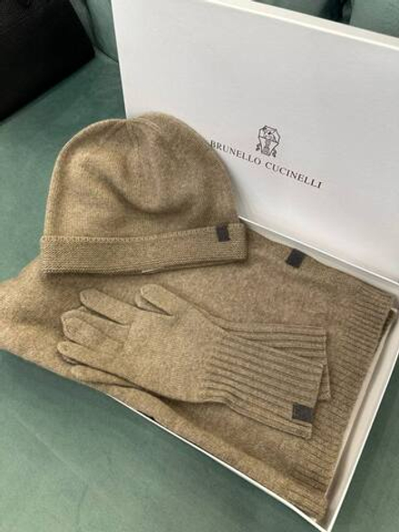 Комплект Brunello Cucinelli (шарф + шапка + перчатки)