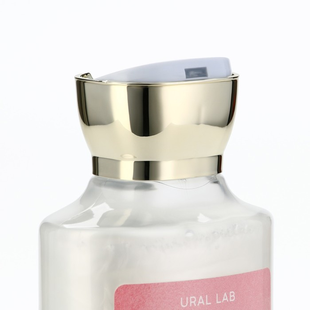 Подарочный набор URAL LAB, гель для душа и шампунь для волос, 2×295 мл