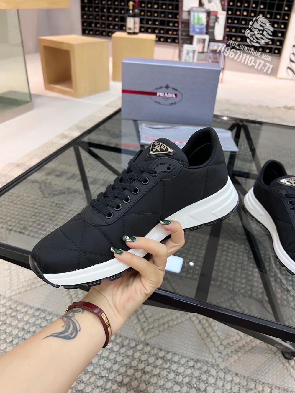 Кроссовки Prada