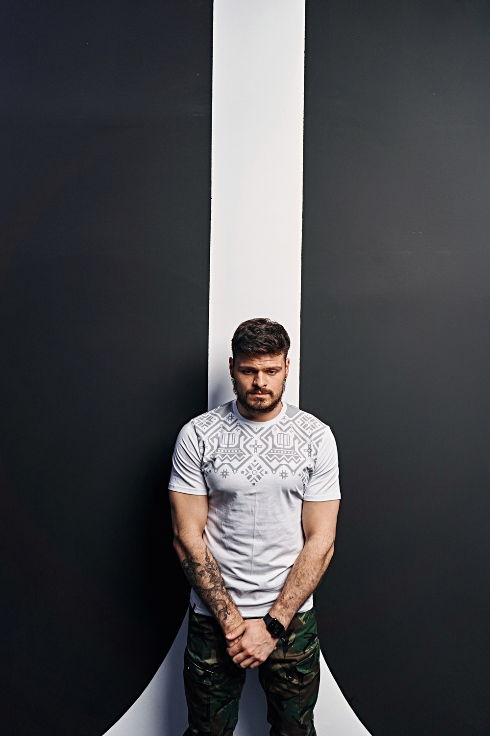 ФУТБОЛКА ВАРГГРАДЪ МУЖСКАЯ СВЕТЛО-СЕРАЯ "НА РАСПУТЬЕ"