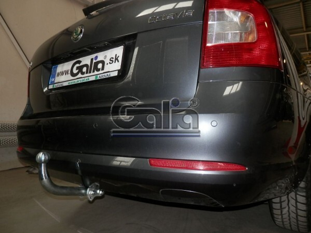Фаркоп оцинкованный Galia S086A для Skoda Octavia II седан/универсал 2005-2013, Skoda Octavia Scout 2008-2013(паспорт и сертификат в комплекте)(без электрики)