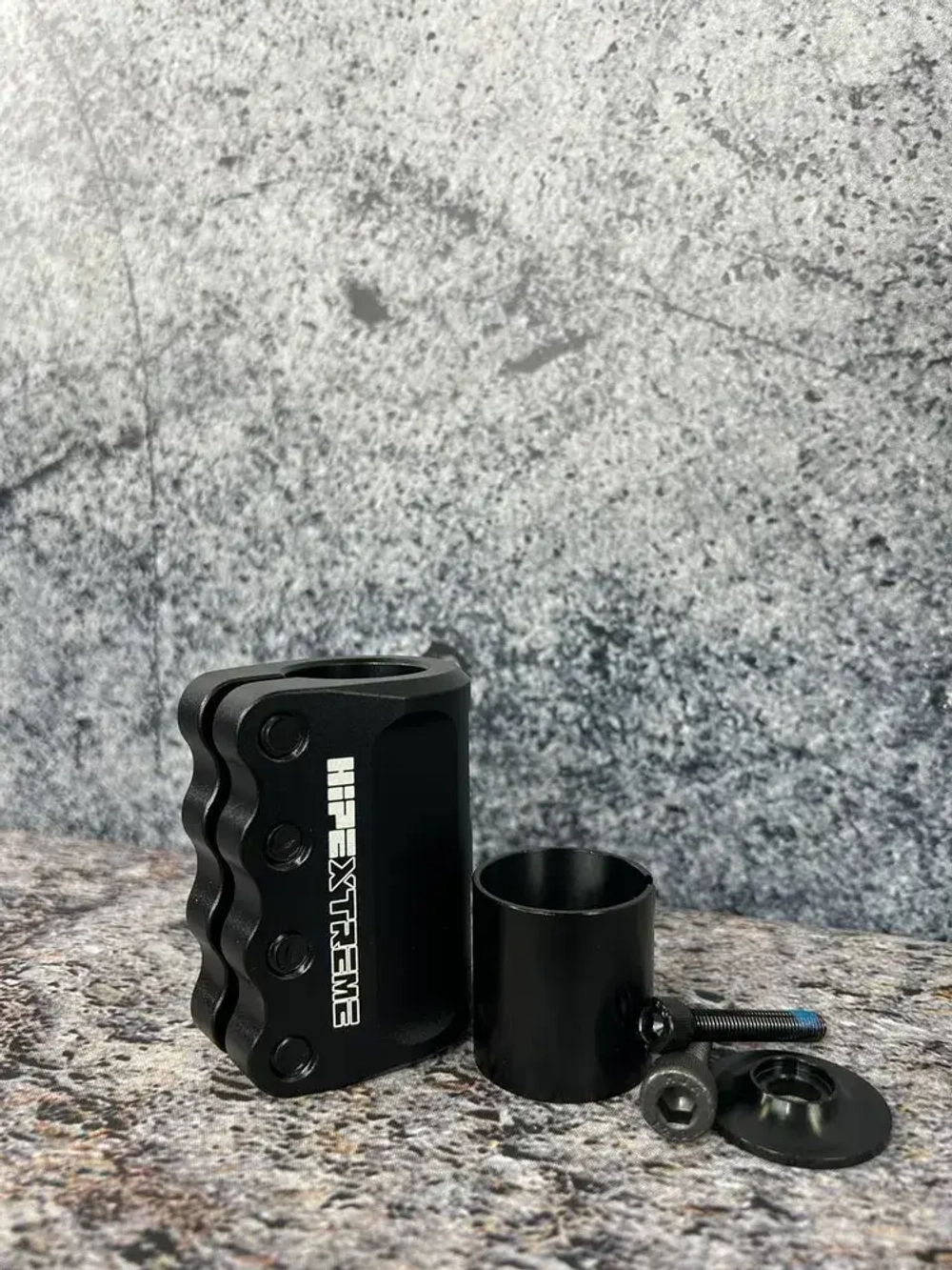 Хомут HIPExtreme SCP-29, 4 болта SCS, 31.8 и 34.9 мм, черный