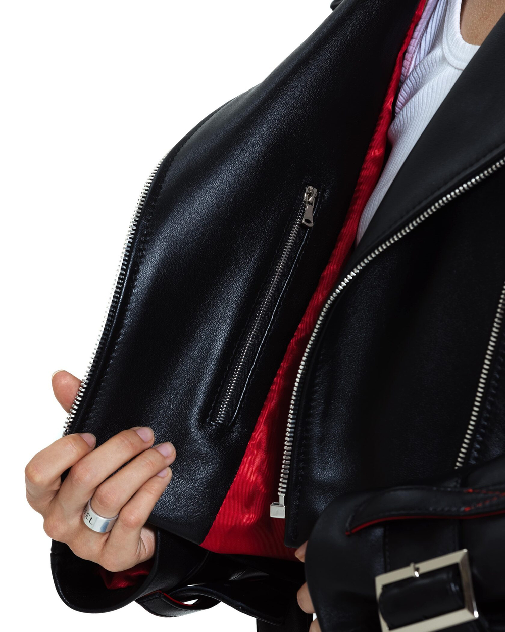 Укороченная косуха Oversize с крестами, Черная