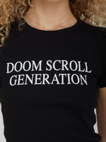 Женская Футболка Doom Scroll