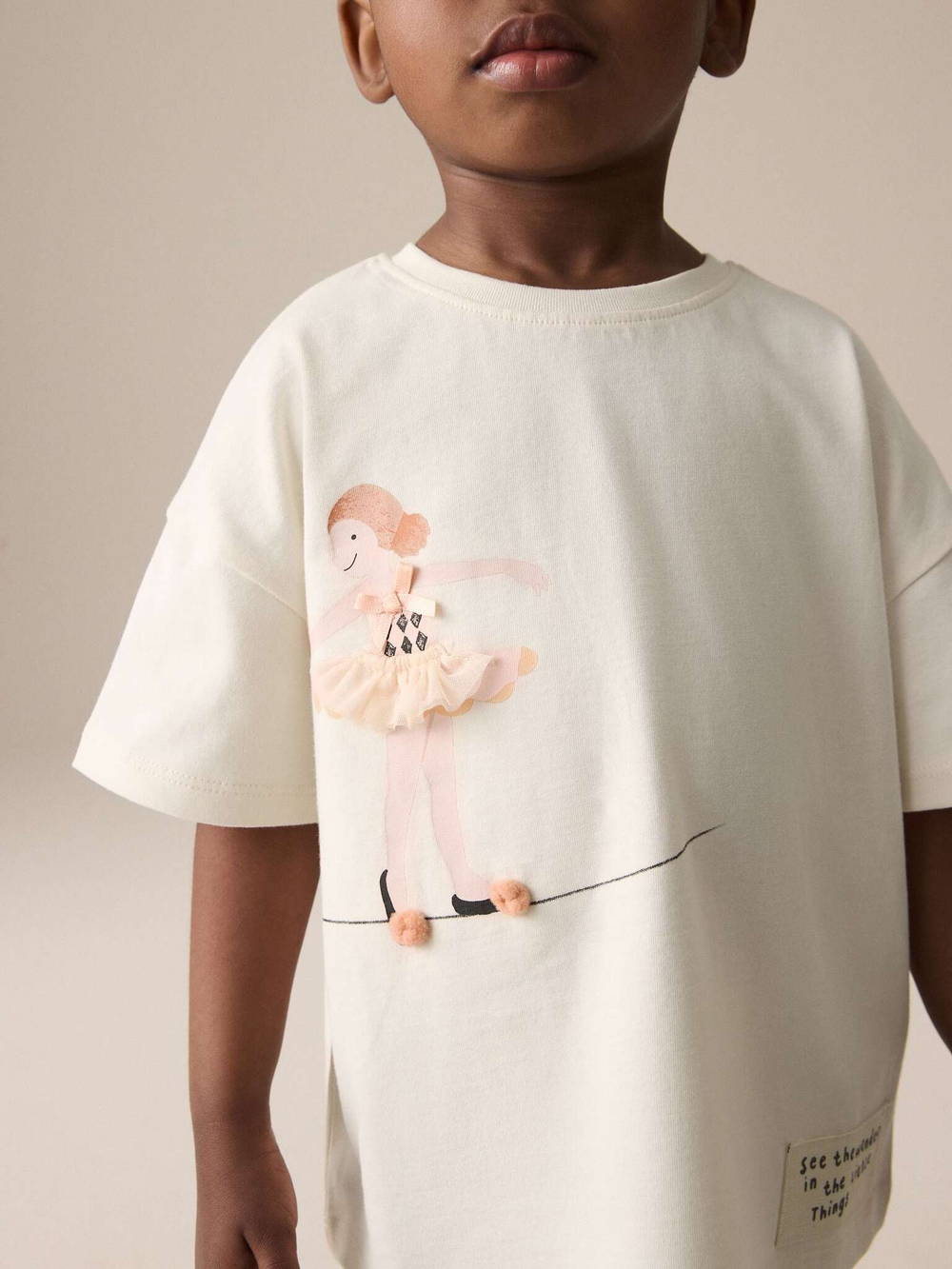 Футболка и шорты в комплекте для девочки Next AB4-633, Белый, Серый